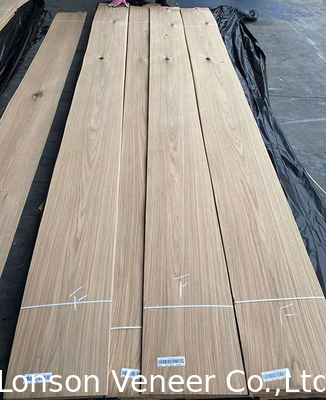 White Oak Thickness 0.4mm Wood Veneer Knotty Grade Giá thuận lợi