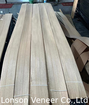 Chiều dài 300cm Quercus Red Oak Wood Veneer Panel AAA Độ dày 0,5mm