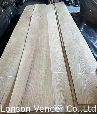 2.0mm Notty White Oak Wood Veneer For Retro Style Furniture Hàng hóa trong kho