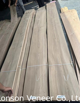 0.5mm Knotty Grade White Oak Wood Veneer cho cửa đồ nội thất kiểu retro