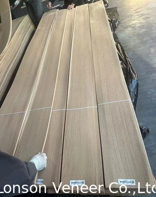 Cây gỗ tự nhiên loại Oak AA Châu Âu Độ dày 0,5mm ≥245cm Chiều dài