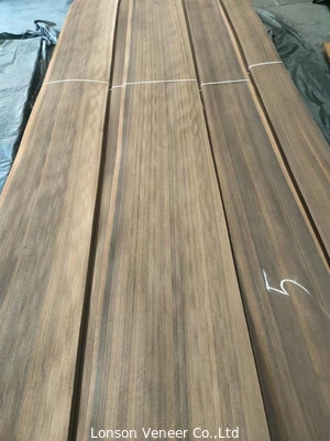 Veneer gỗ bạch đàn châu Âu hun khói trung bình cho ván ép lạ mắt